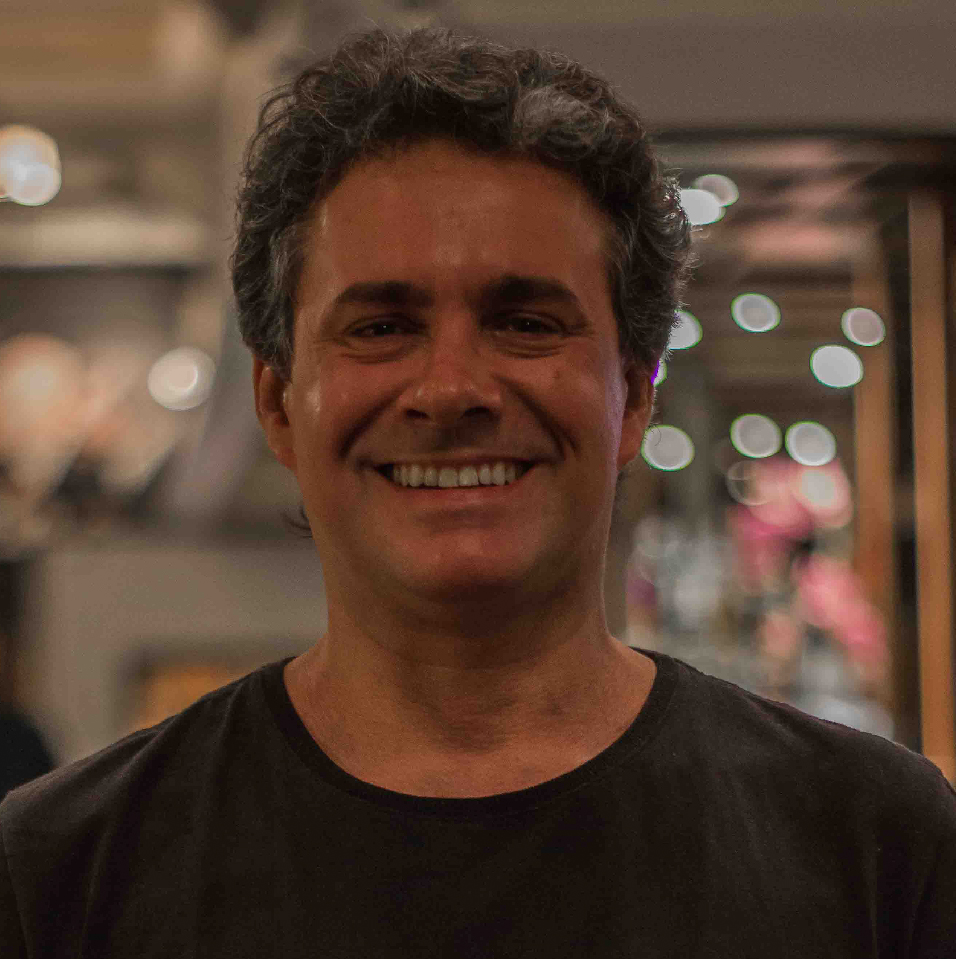 saraiva thumbs